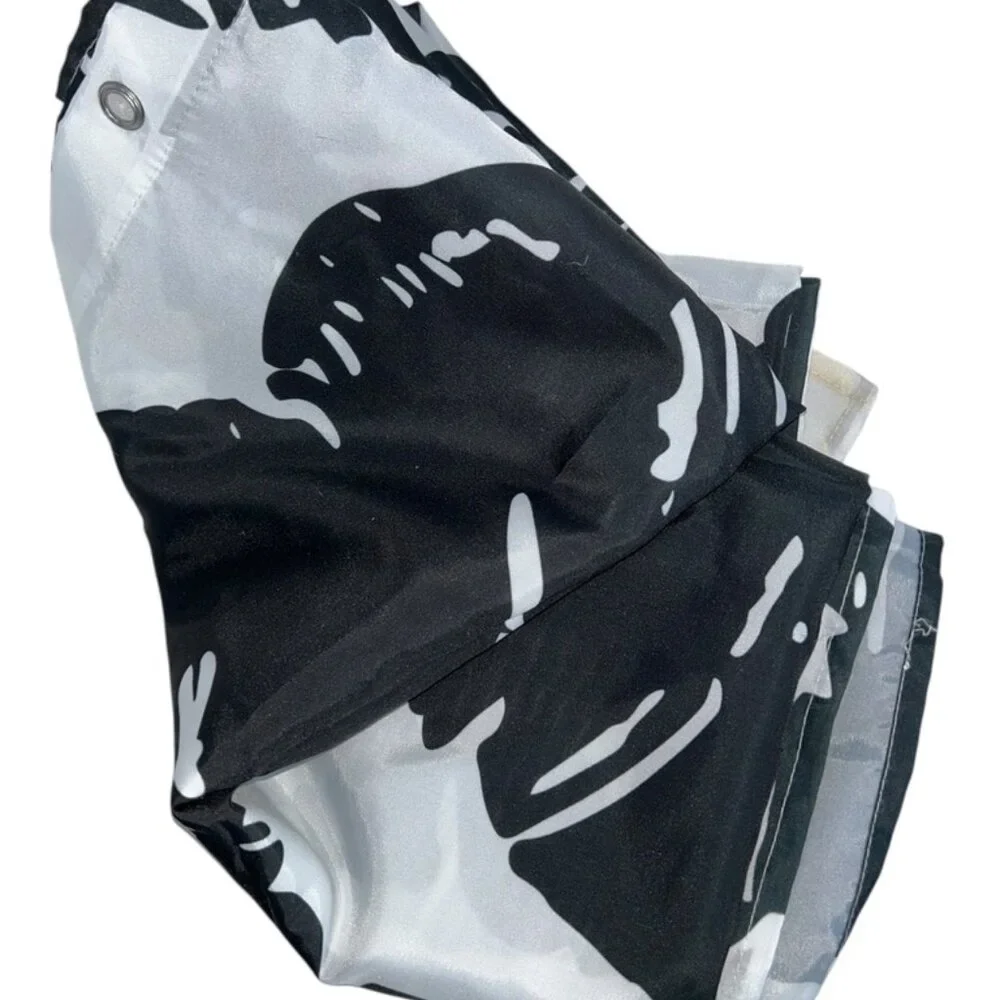 Black LIPS white shower curtain NEW